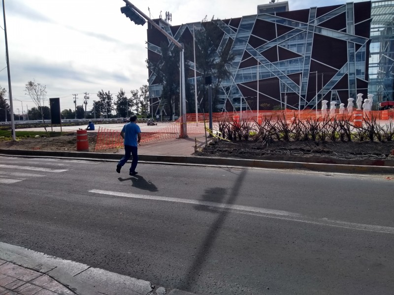 Viaducto Belenes, paso de la muerte para peatones