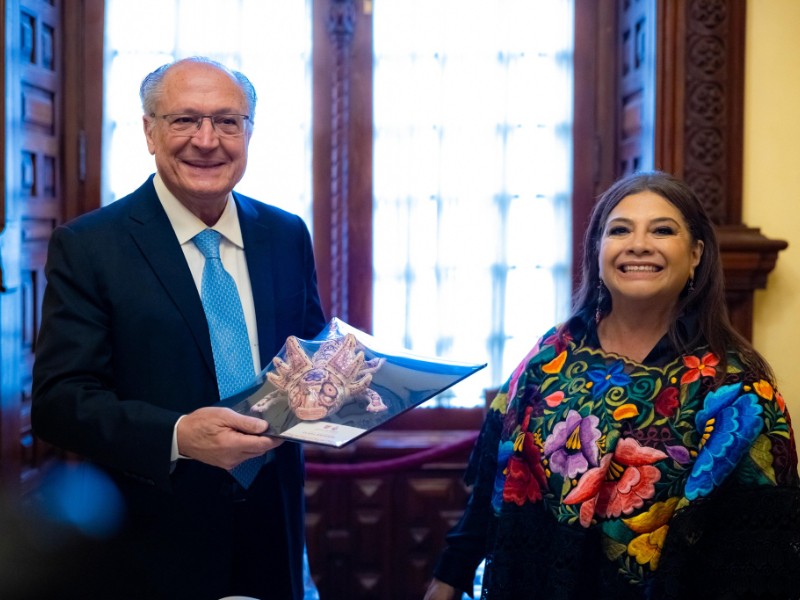 Vicepresidente brasileño recibe llaves de Ciudad de México