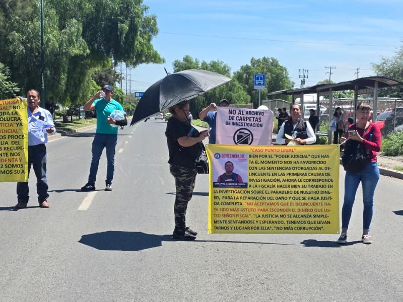 Victimas de “Punto Legal” exigen justicia y presionan a la fiscalía