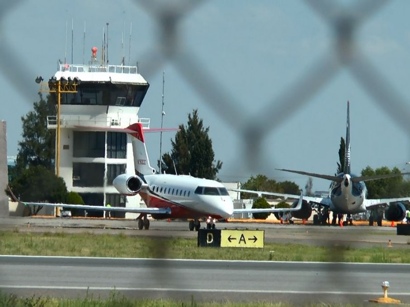 Victimas del accidente aéreo estables