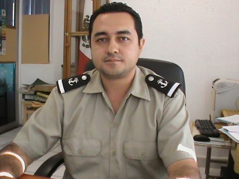 Víctor Mendoza Otero, deja cargo de Capitán de Puerto