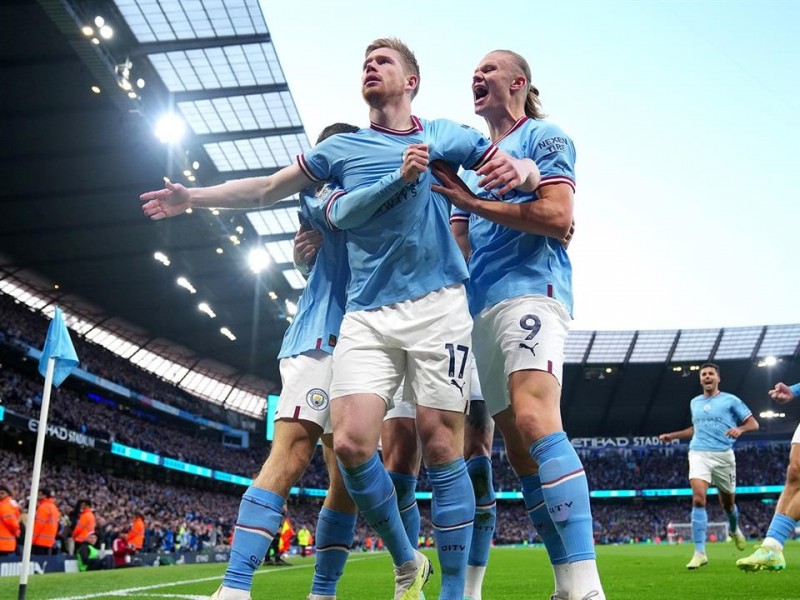 Victoria del City que casi define la Premier League