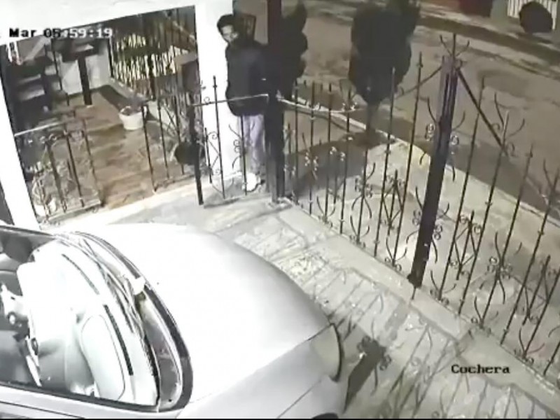 (VIDEO) Ladrones entran a vivienda de San Jerónimo Caleras