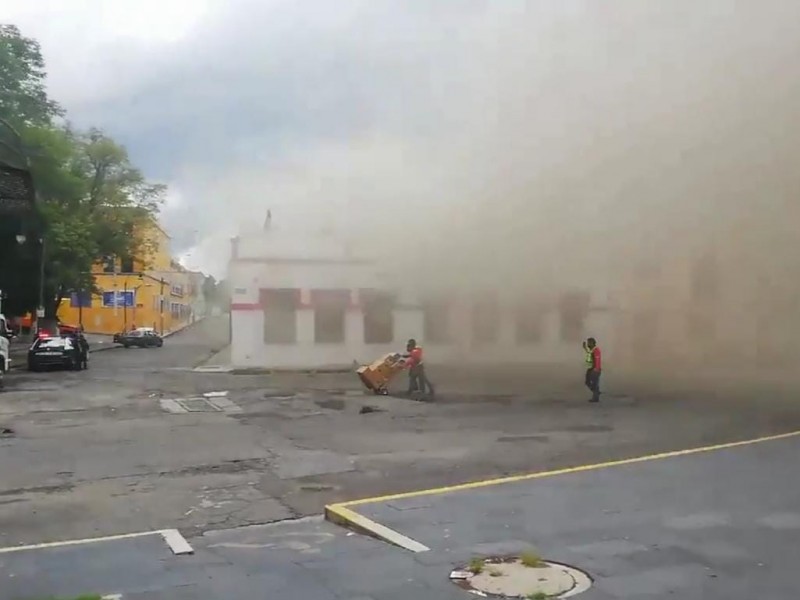 (VIDEO) Se incendia restaurante del Barrio de Analco