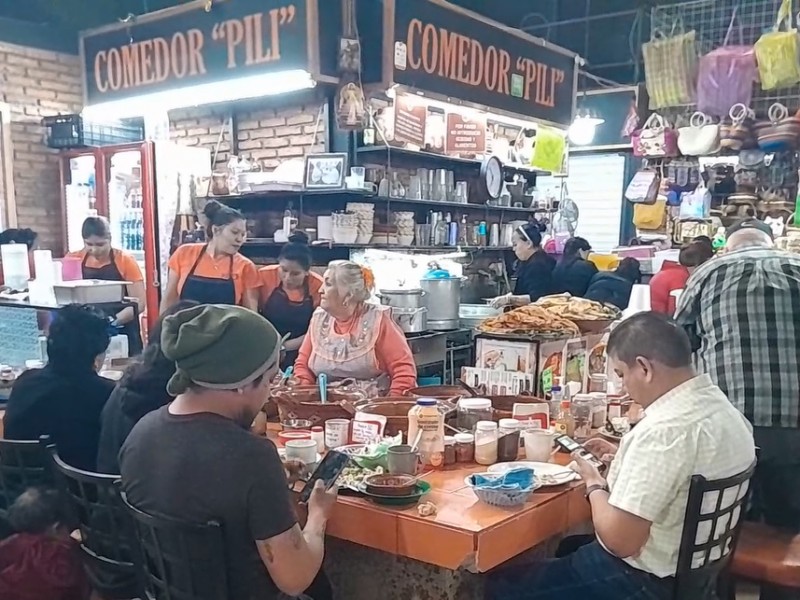 Vigilan alimentos para turistas