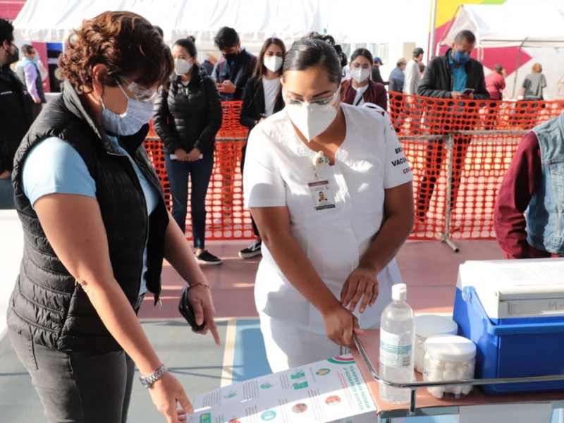 Vigilan desarrollo de vacunación anticovid en Morelia