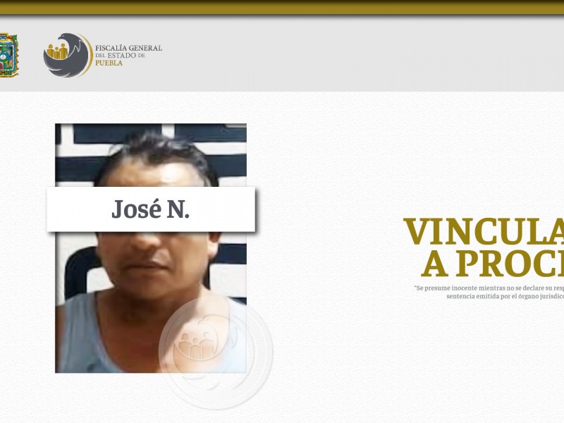 Vinculado por violar a un hombre