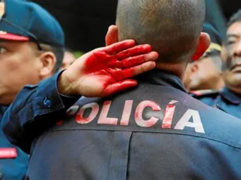 Vinculados a proceso dos hombres por agredir a policías en Guaymas
