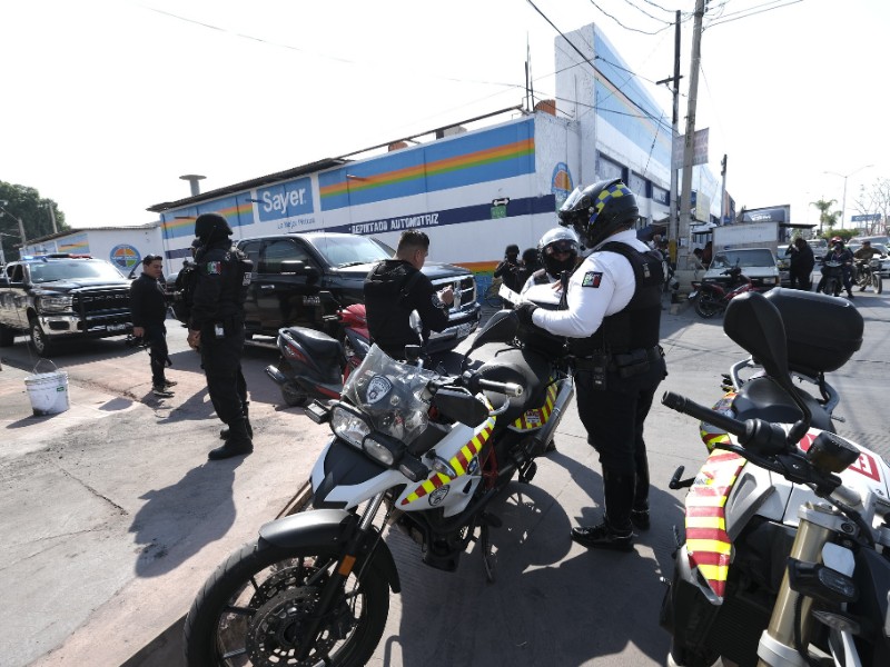 Vinculan a Policía Vial por acto de corrupción