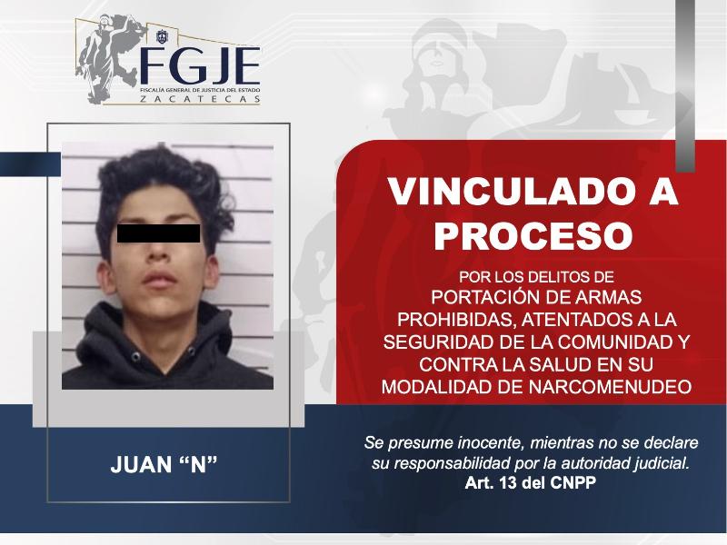 Vinculan a proceso a hombre por portar armas, drogas y agredir agentes