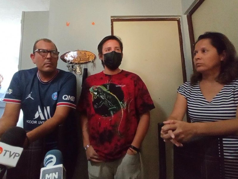 Vinculan a proceso a Juan Carlos ''N'', padres piden justicia