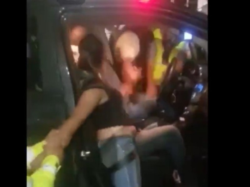 Vinculan a proceso a policías viales por abuso de autoridad