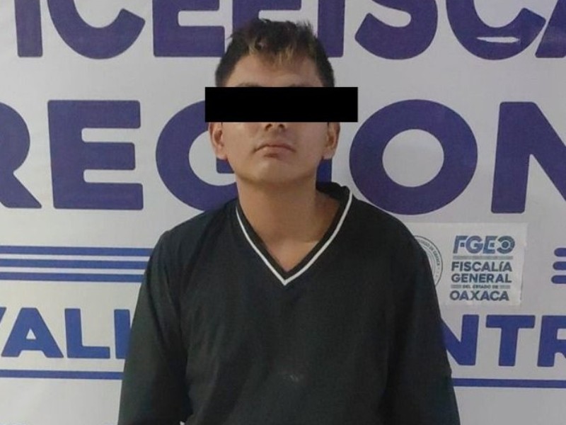 Vinculan a proceso a presunto asaltante de Oxxo en Santa Lucía