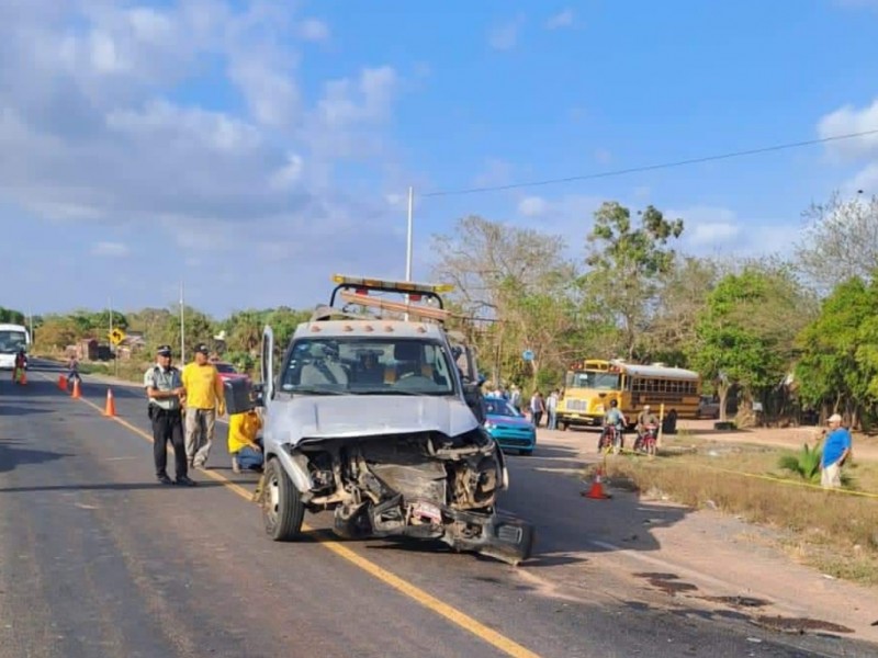 Vinculan a sujeto que atropelló y chocó autos en BADEBA