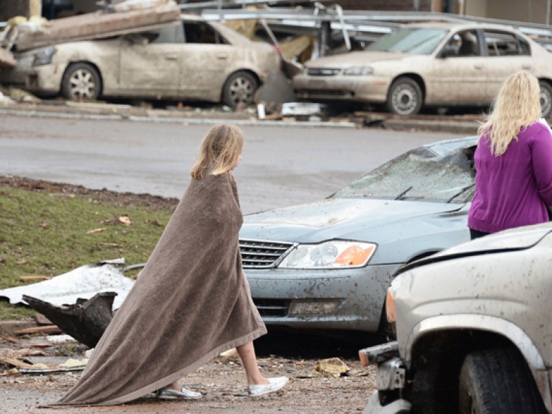 Violentos tornados a Arkansas; dejan decenas de heridos