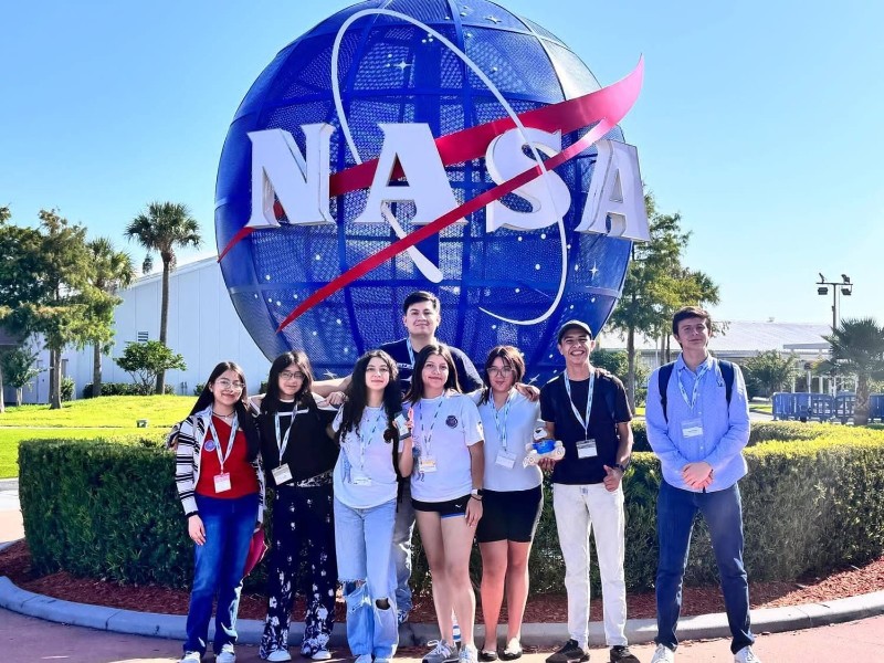 Visitan estudiantes guanajuatenses de la UG Centro Espacial Kennedy