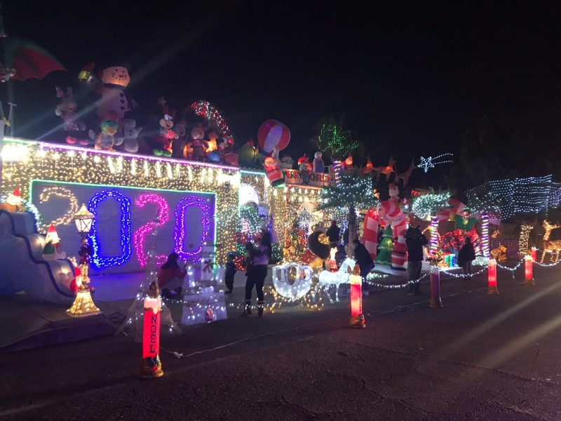 Visitan tradicional casa de las luces