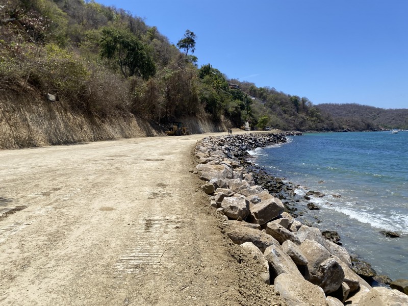 Visitantes aceptan obras turísticas que realiza gobierno municipal en Zihuatanejo