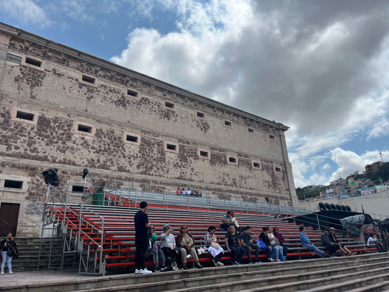 Visitantes veracruzanos tienen altas expectativas del Festival Internacional Cervantino