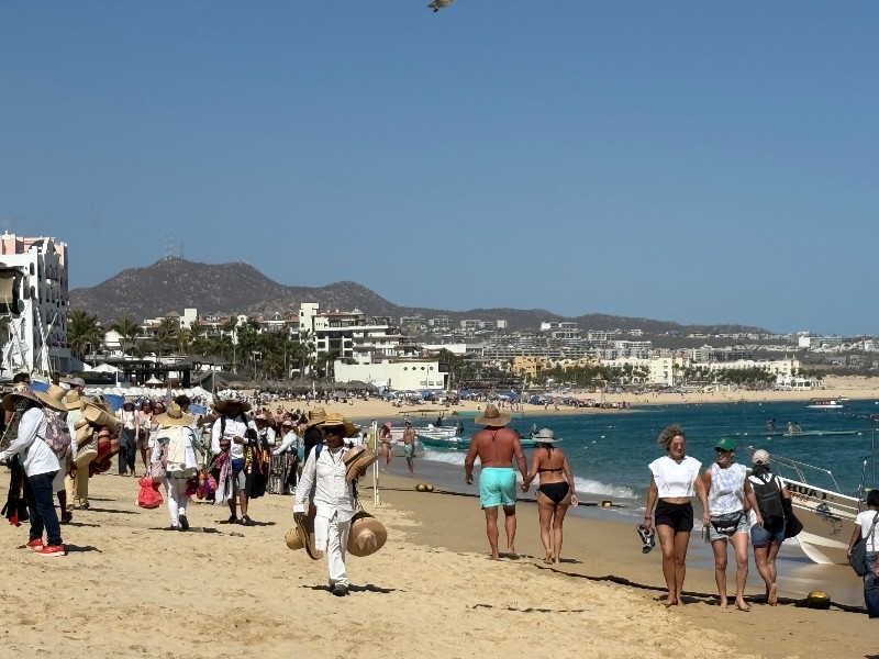 Visualizan crecimiento de 12% en turistas a Los Cabos durante inverno