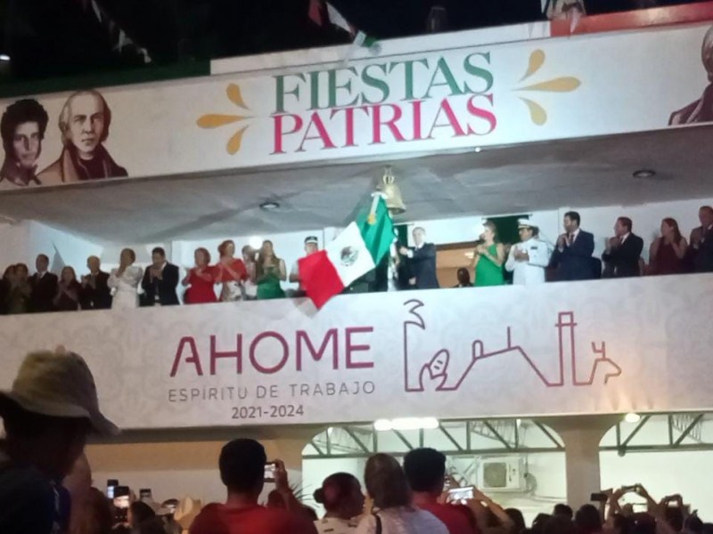 ¡Viva México! Ahomenses dan el grito de Independencia