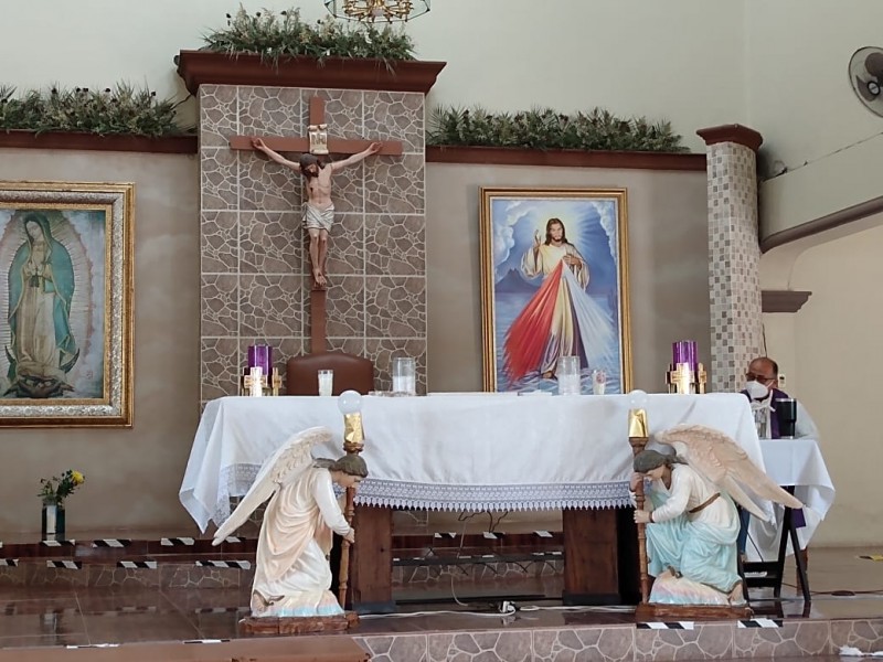 Vive la iglesia católica preparación para semana santa