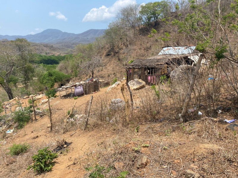 Viviendas de San Pedro Huamelula siguen esperando ser reconstruidas