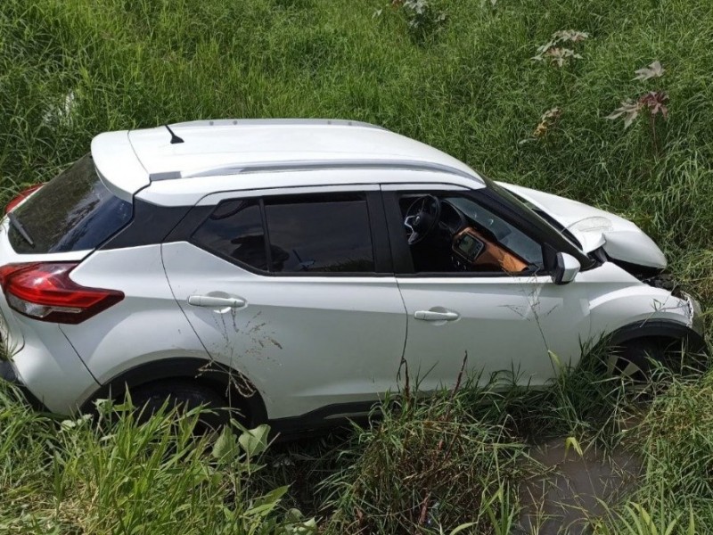 Volcadura en carretera a Chapala deja nueves personas lesionadas