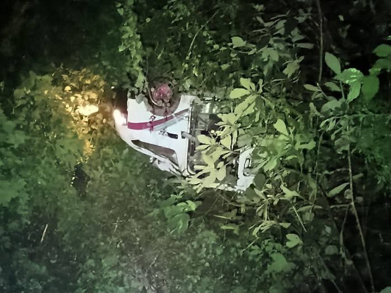 Volcadura en Huauchinango dejó 13 lesionados