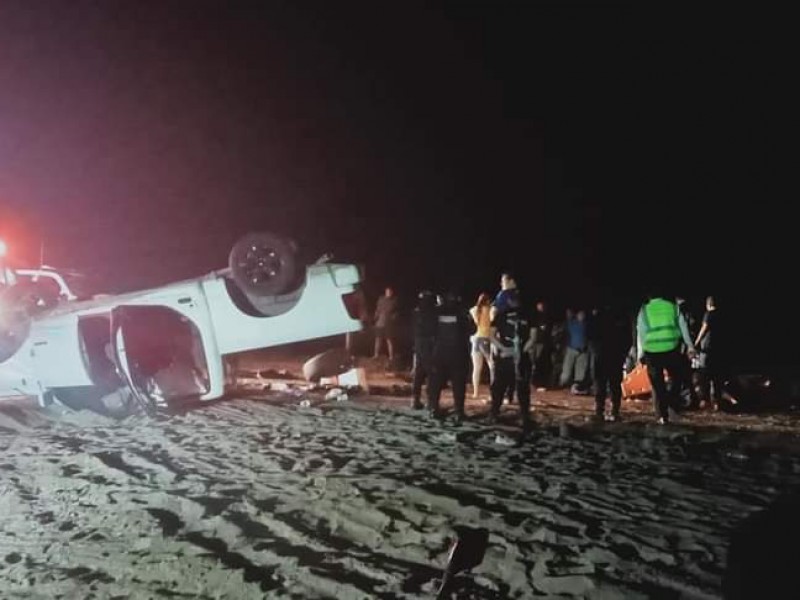 Volcadura en la playa