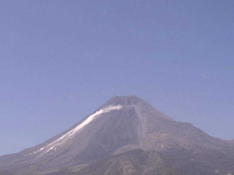 Volcán de Colima se mantiene en semáforo verde