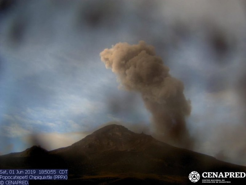 Volcán Popocatépetl aumenta actividad