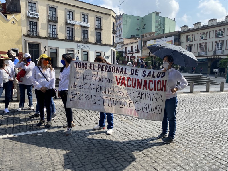 Vuelven a exigir vacunas anticovid para personas médico de Xalapa