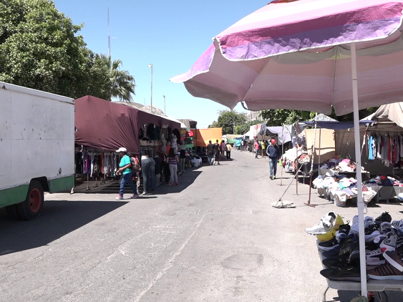 Vuelven tianguis a Torreón en medio de pandemia por Covid-19