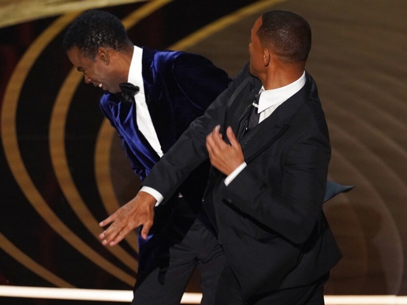 Will Smith se disculpa con Chris Rock