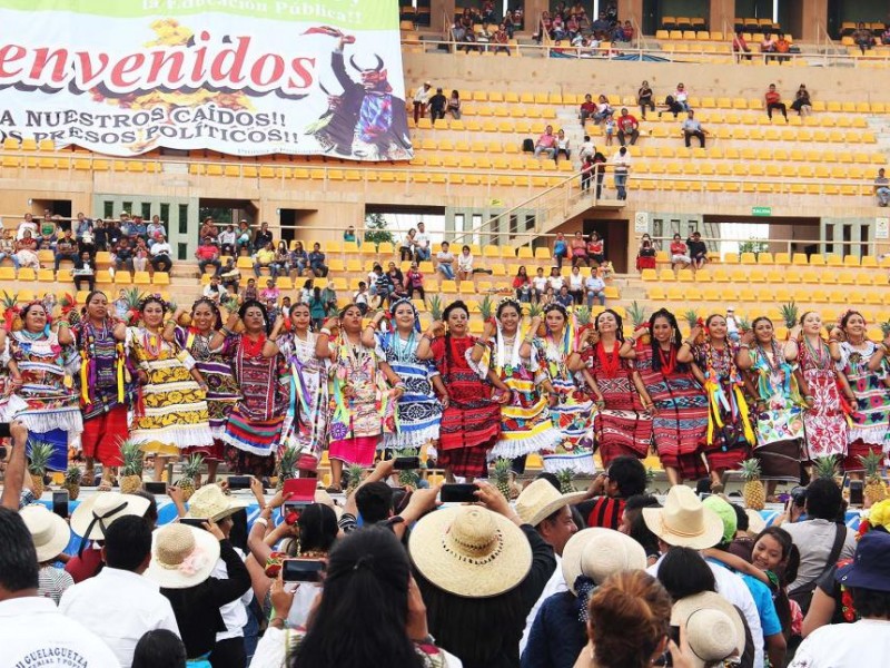 XIV edición de la Guelaguetza Magisterial en Oaxaca