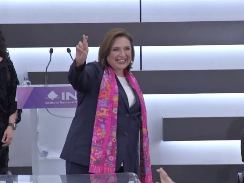 Xóchitl Gálvez se registra ante el INE como candidata presidencial