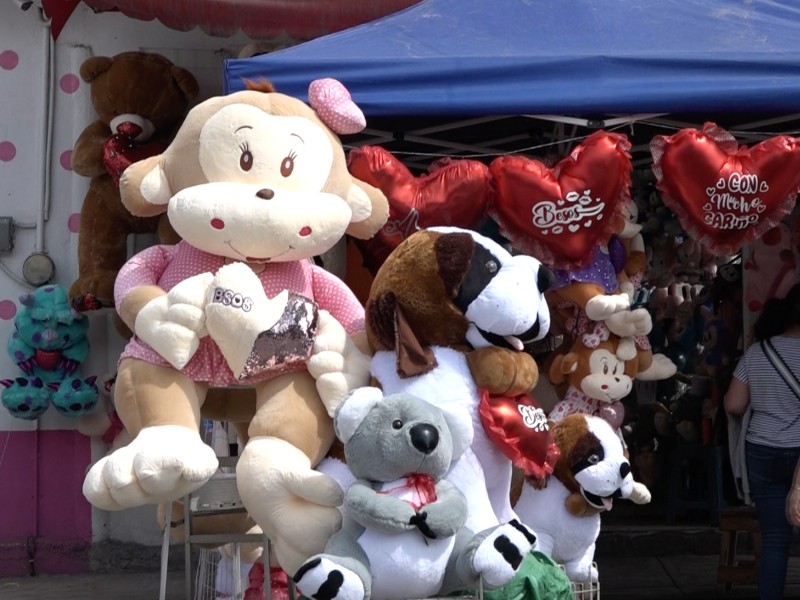 Xonacatlán y su imponente ciudad peluche para San Valentín