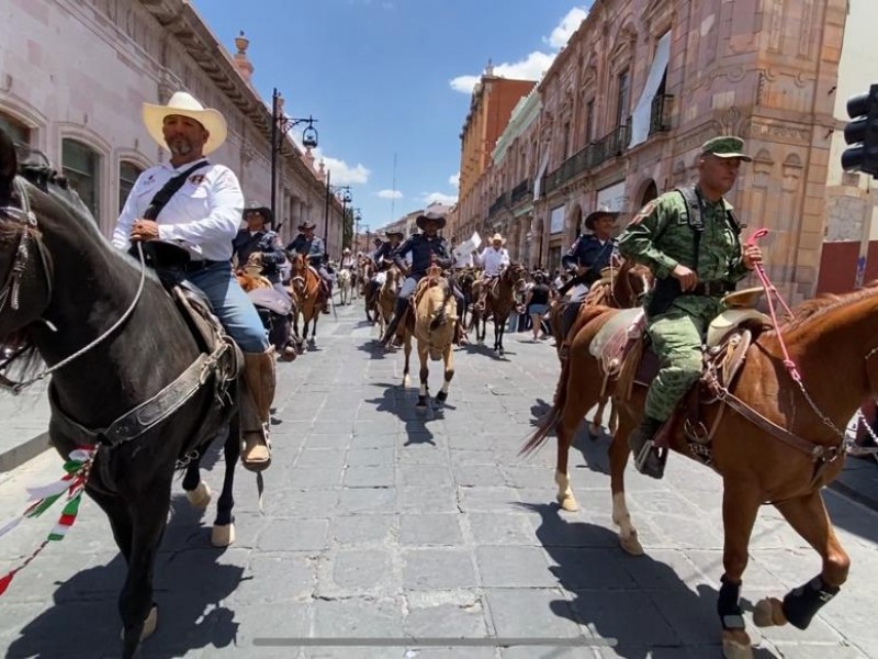 XVII Cabalgata Toma de Zacatecas reunió a cientos de participantes