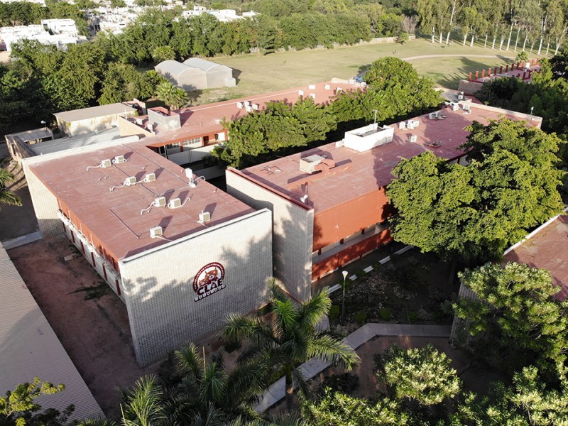 Ya no caben estudiantes de la UAdeO en Guasave