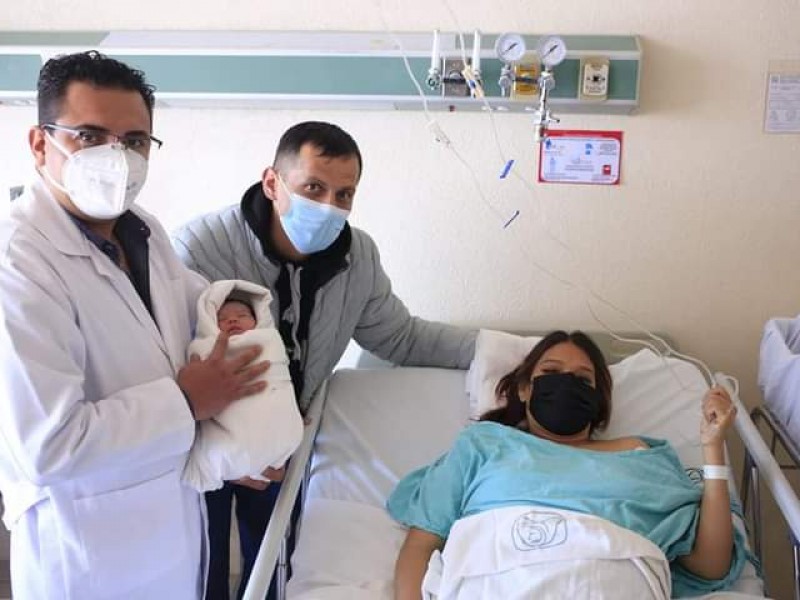 Yamileth, el primer bebé del 2023 en Puebla