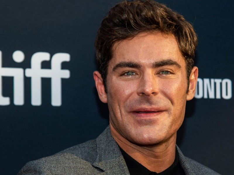 Zac Efron reaparece y su cara está cambiadísima