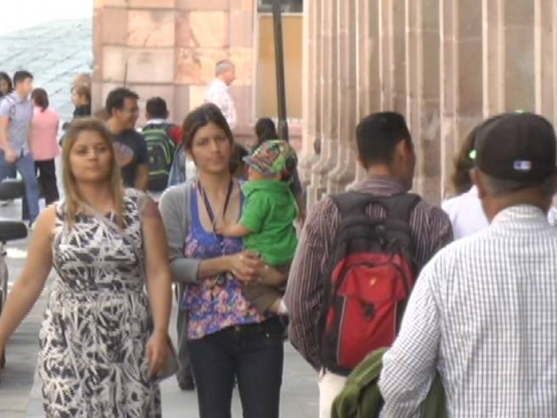 Zacatecanos apoyan disminución de recurso a partidos políticos