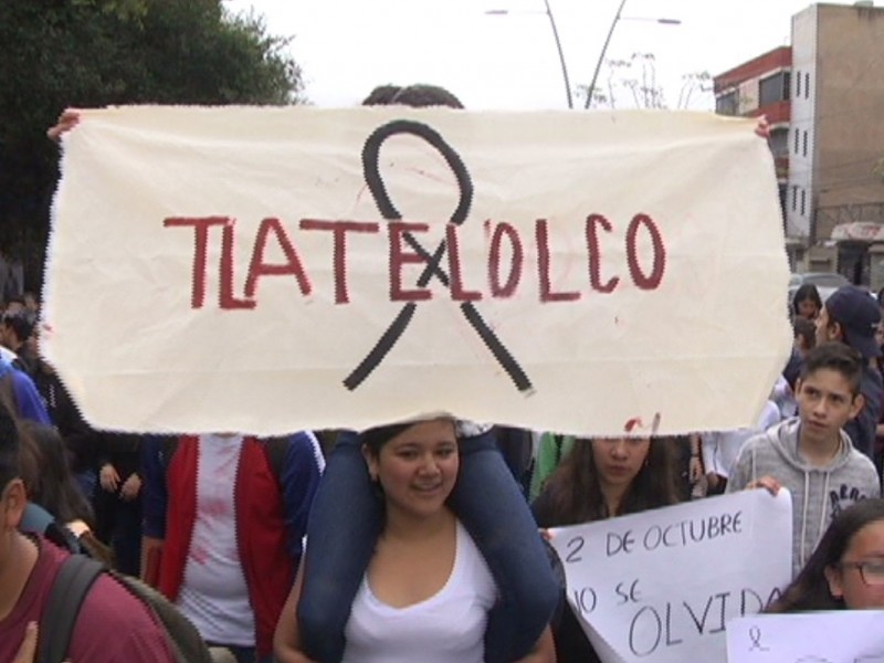 Zacatecas marcha a 50 años de Tlatelolco