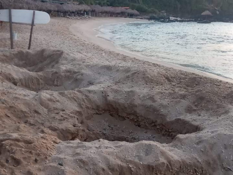 Zanjas en playa Coral pone en riesgo arribo de 