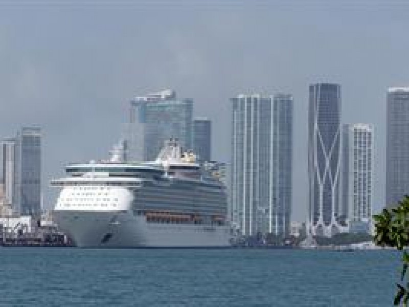 Zarpó hacia México primer crucero luego de pandemia de Covid.