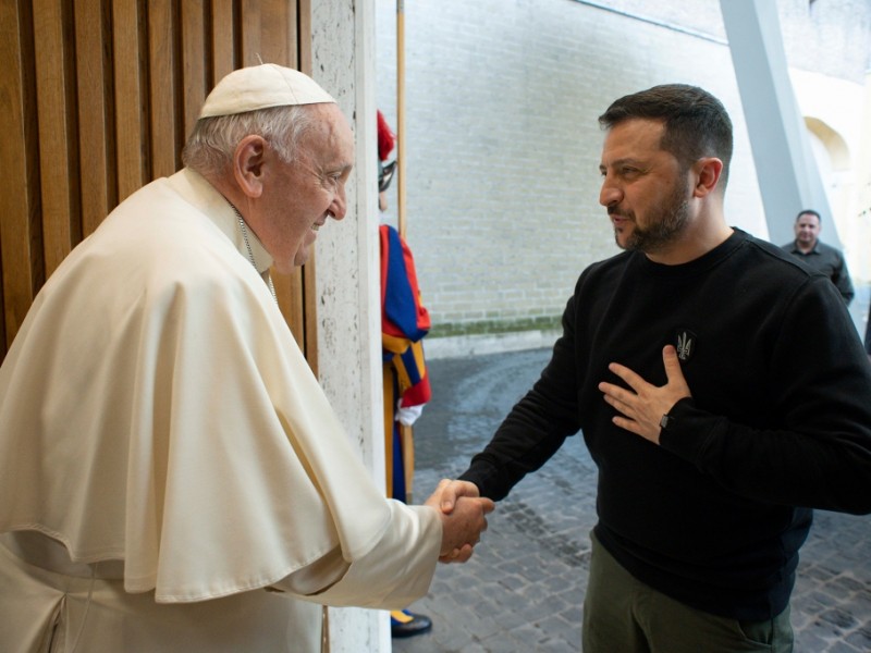 Zelensky se reúne con papa Francisco