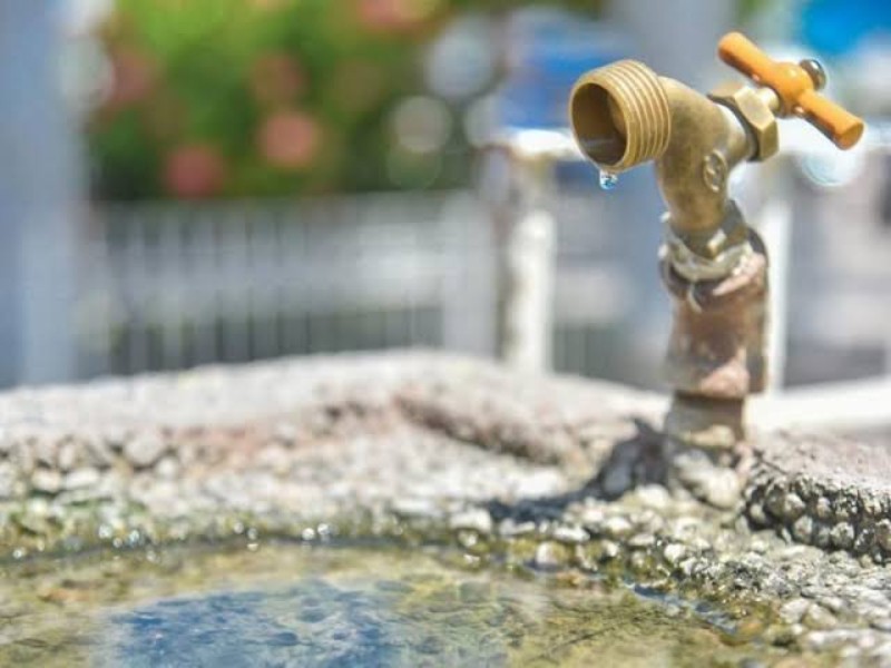 Zona sur poniente de Culiacán afectada por fuga